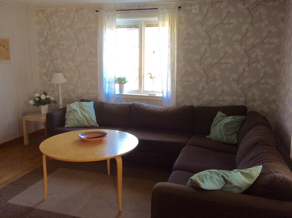 Köpingsvik Farbror Alfreds Stuga Sjoeutsikt מראה חיצוני תמונה